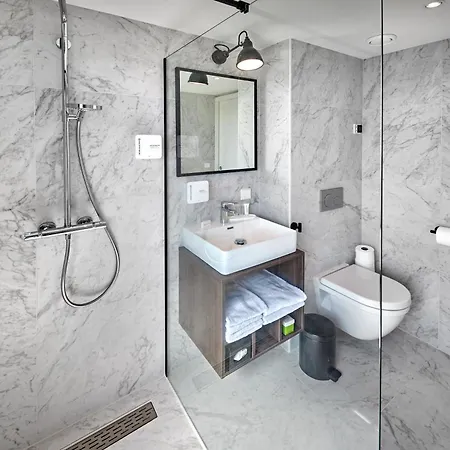 Nova (adults Only) Hotell 4*